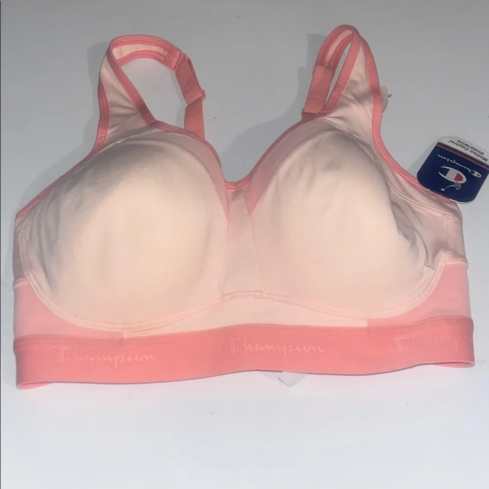 NWT 34DD Champion Sports Bra - Picture 2 of 7